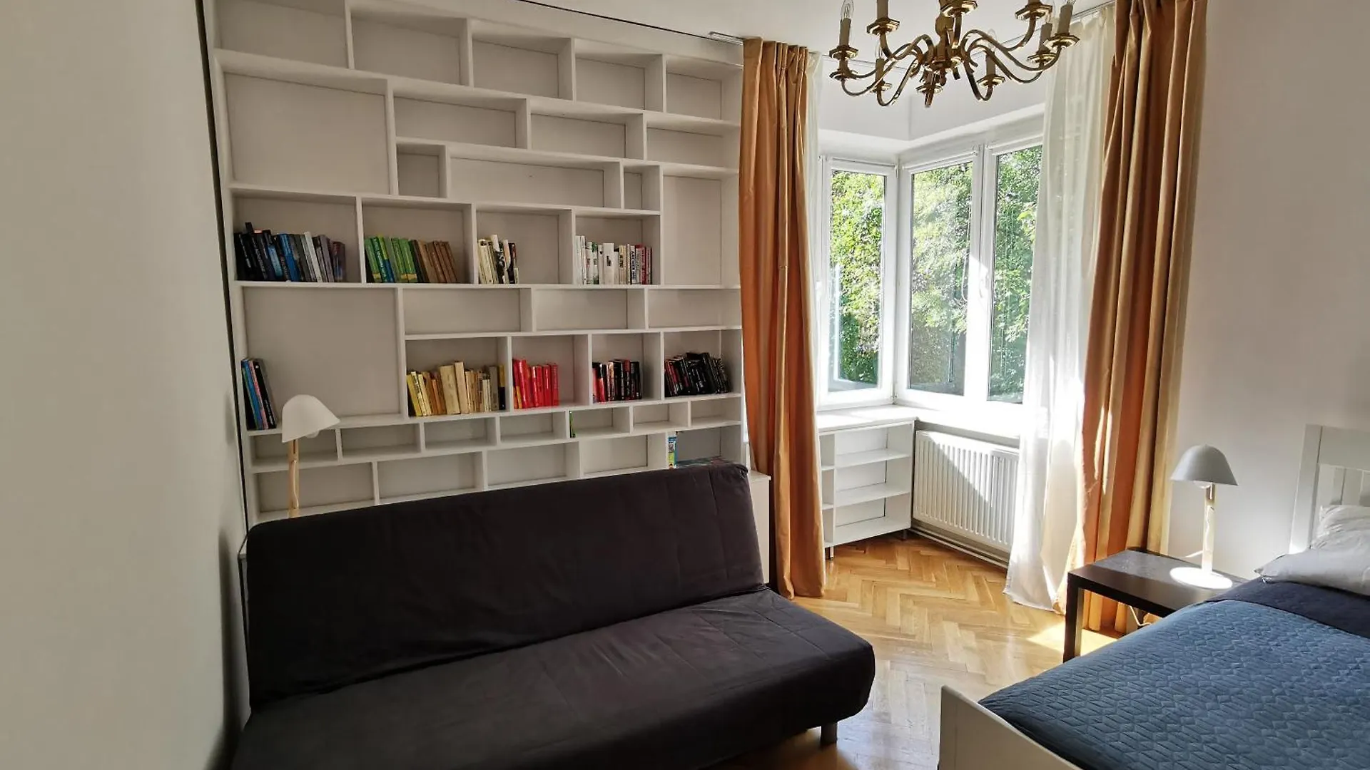 Cozy Spacious Apartment With Balcony Krakow Poland